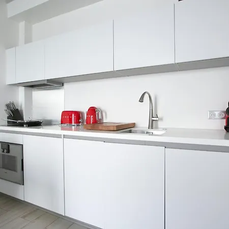 Upscale Ternes Parijs