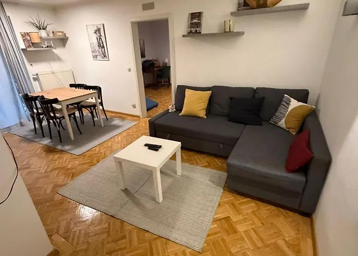 Upscale Ternes